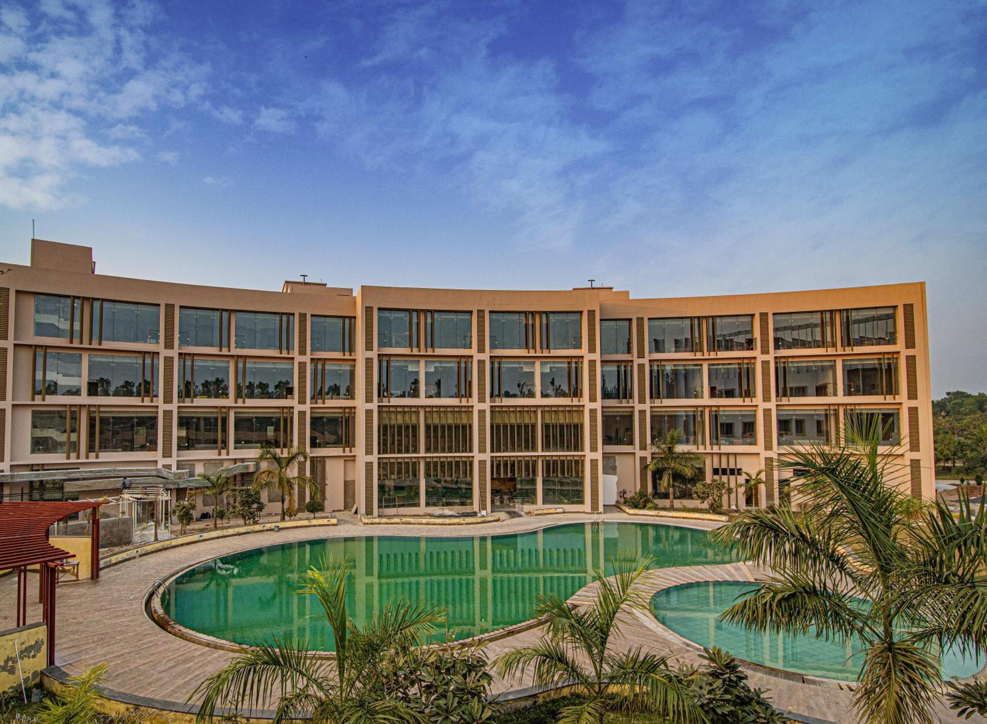 Hotel Zone By The Park Digha à Digha  Extérieur photo